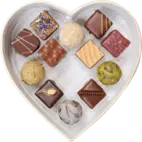 Bio Weißes Pralinenherz (12 alkoholfreie Pralinen) von Natur.com