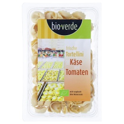 Image of Frische Tortellini mit Käse & Tomaten